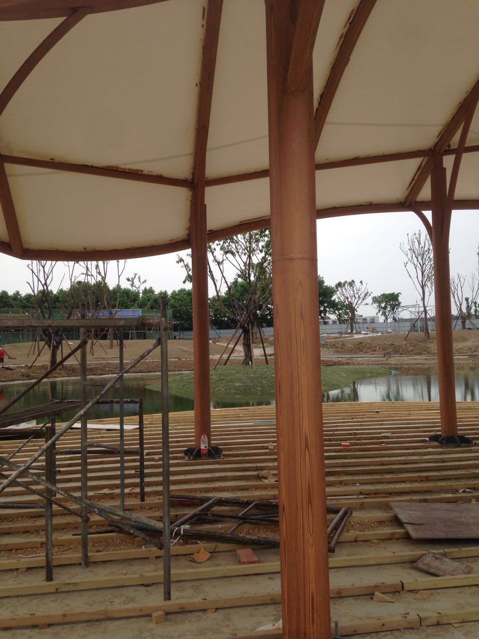 湿地公园凉亭仿木纹项目